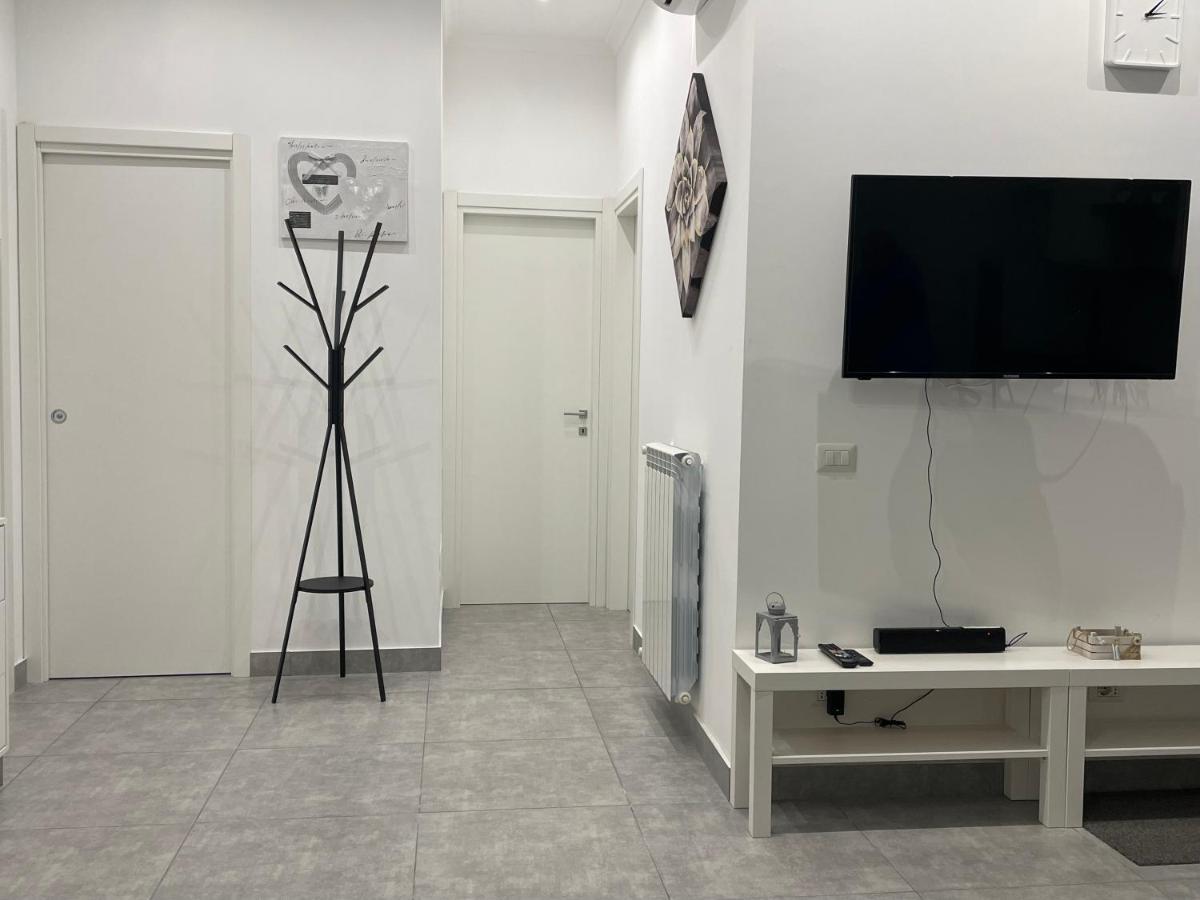 Villa Kinga Анцио Екстериор снимка