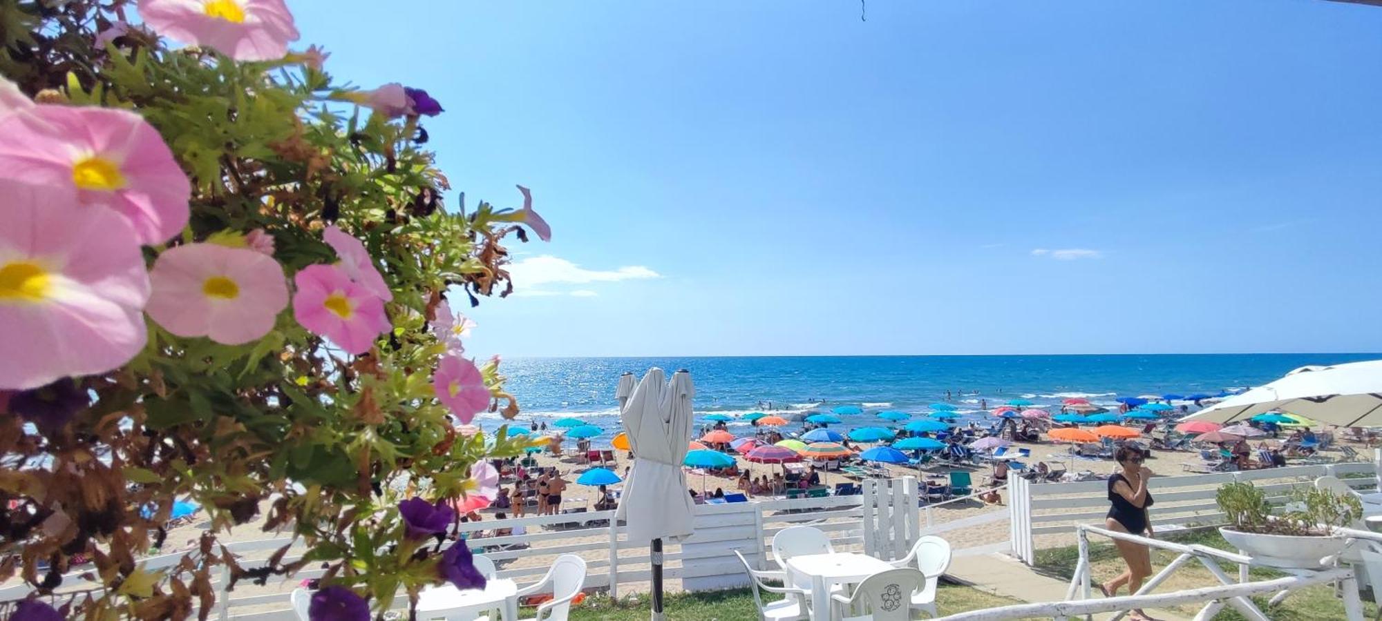 Villa Kinga Анцио Екстериор снимка
